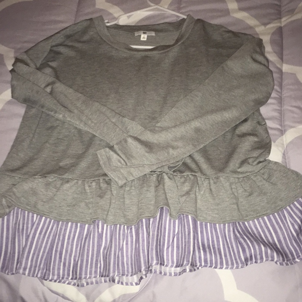 Nordstrom gray shirt